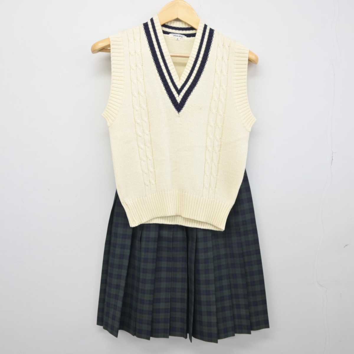 【中古】埼玉県 岩槻高等学校 女子制服 2点 (ニットベスト・スカート) sf045205