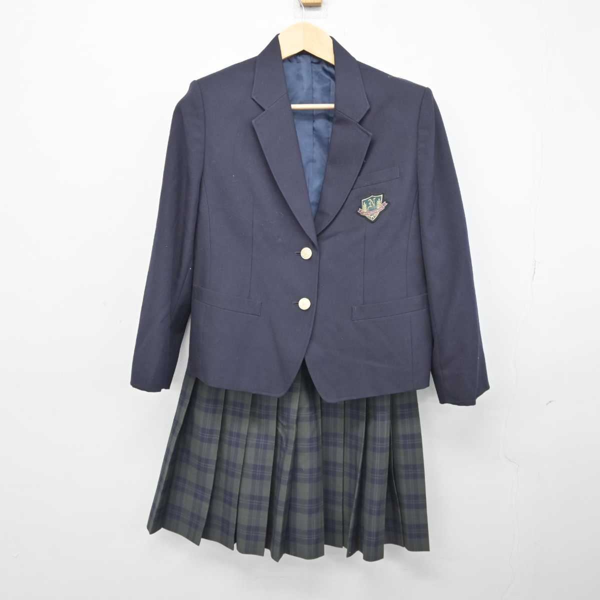 【中古】大阪府 高槻市立第九中学校 女子制服 2点 (ブレザー・スカート) sf045290