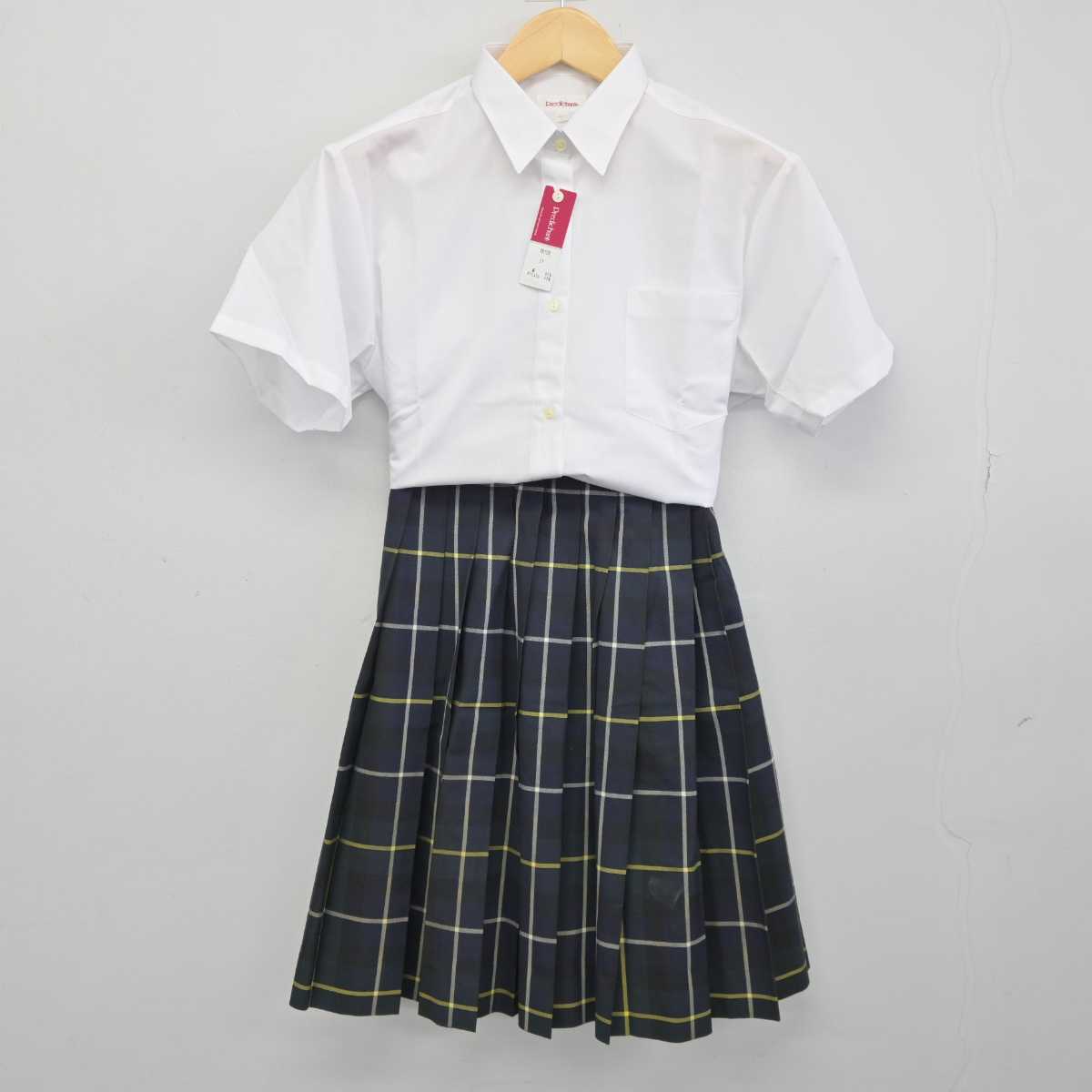 【中古】群馬県 新田暁高等学校 女子制服 3点 (シャツ・スカート) sf045337