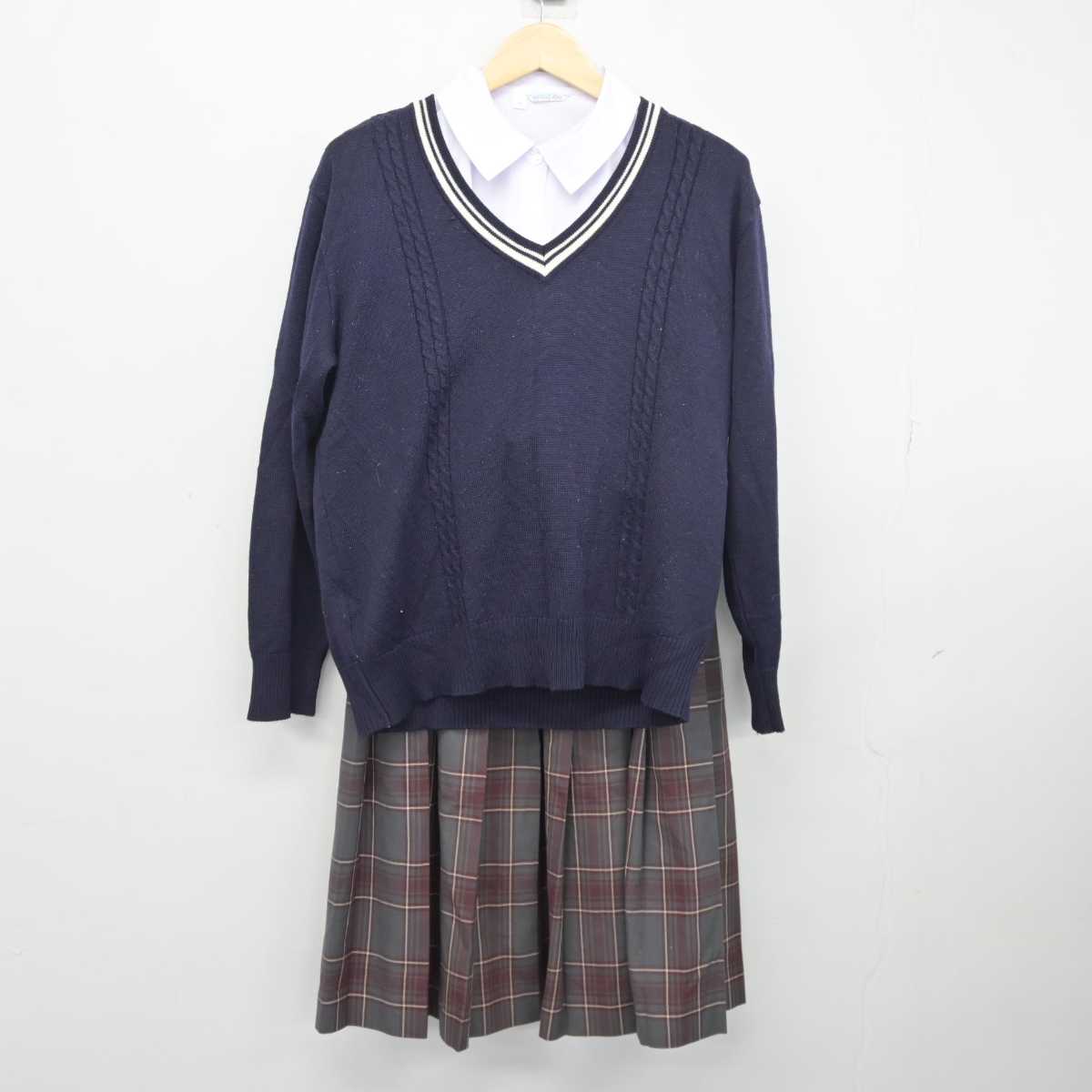 【中古】広島県 尾道市立御調中学校 女子制服 3点 (ニット・シャツ・スカート) sf045405