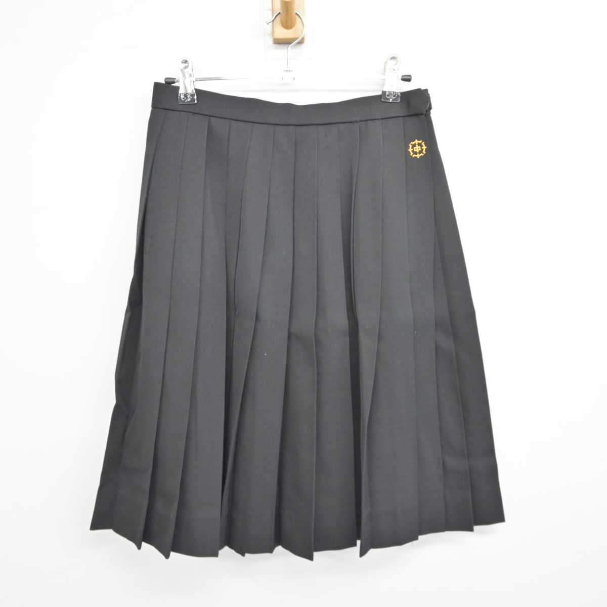 【中古】三重県 成徳中学校 女子制服 4点 (セーラー服・シャツ・スカート) sf045455