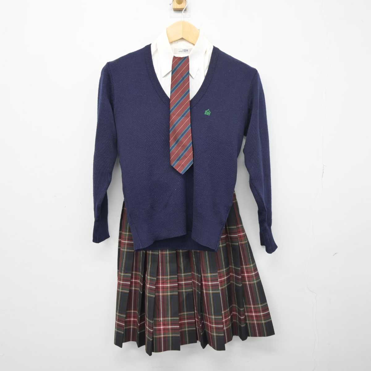 【中古】東京都 昭和第一高等学校 女子制服 4点 (ニット・シャツ・スカート) sf045472