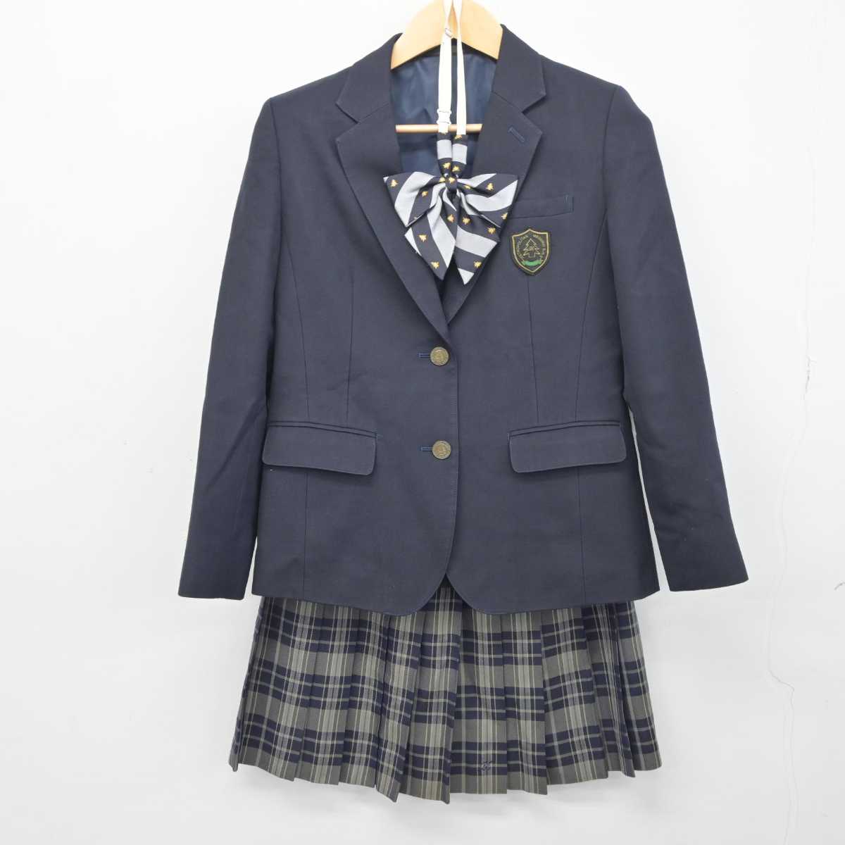 【中古】東京都 目黒高等学校 女子制服 3点 (ブレザー・スカート) sf045503