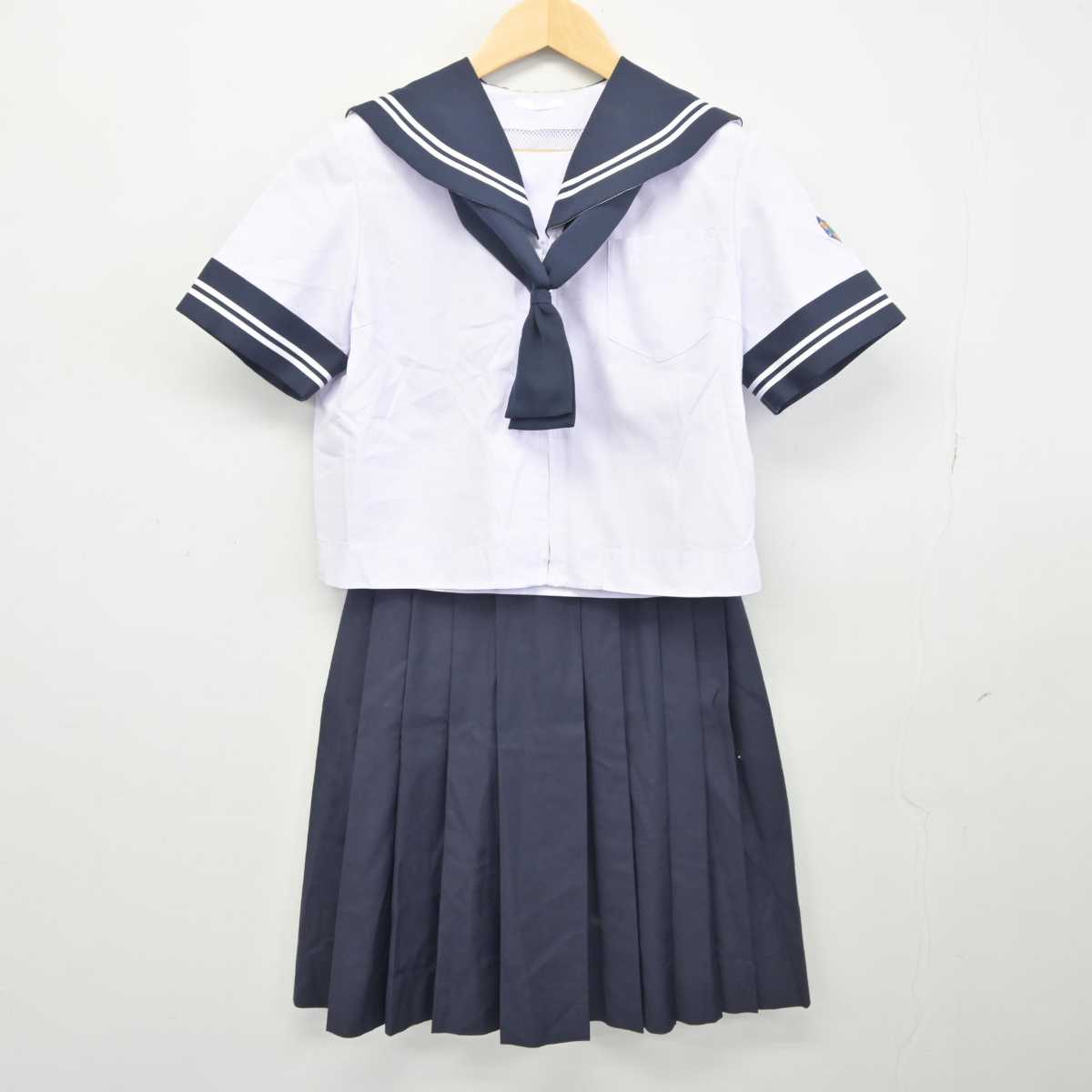 【中古】山梨県 南アルプス市立若草中学校 女子制服 3点 (セーラー服・スカート) sf045511