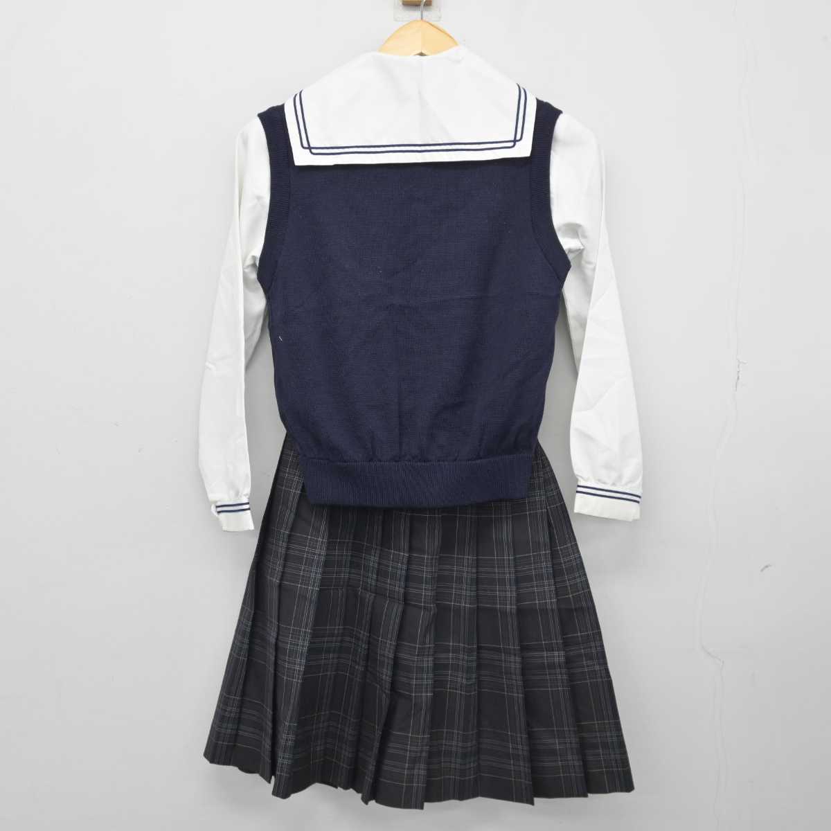 【中古】愛媛県 聖カタリナ学園高等学校 女子制服 3点 (シャツ・ニットベスト・スカート) sf045522