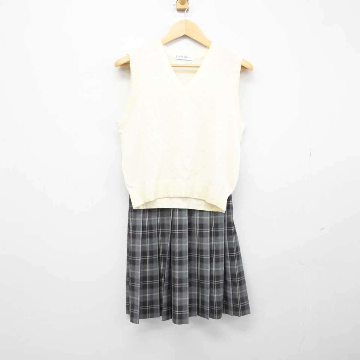 【中古】東京都 武蔵村山市立第五中学校 女子制服 3点 (ニットベスト・スカート・スカート) sf045567