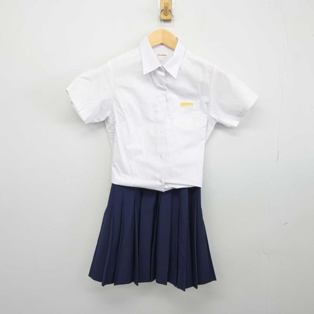 【中古】京都府 京都女子高等学校 女子制服 2点 (シャツ・スカート) sf045606