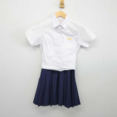 【中古】京都府 京都女子高等学校 女子制服 2点 (シャツ・スカート) sf045606