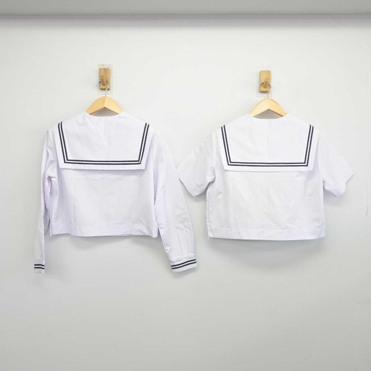 【中古】 学校名不明 女子制服 2点 (セーラー服・セーラー服) sf045608