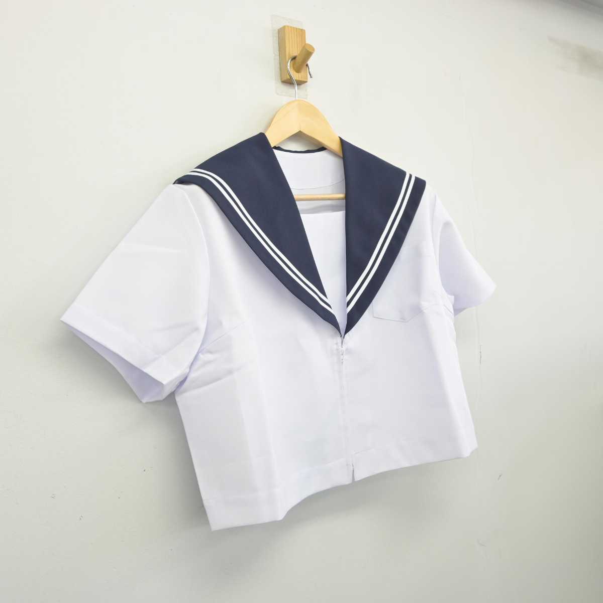 【中古】 学校名不明 女子制服 1点 (セーラー服) sf045609