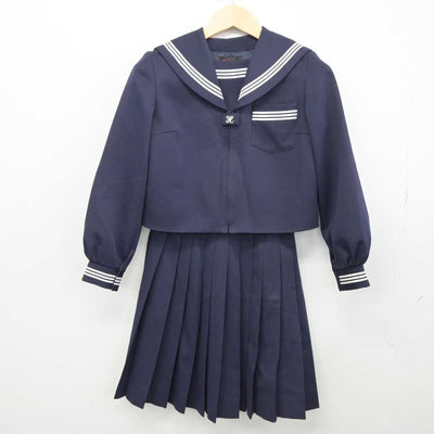 【中古】 学校名不明 女子制服 2点 (セーラー服・スカート) sf045695