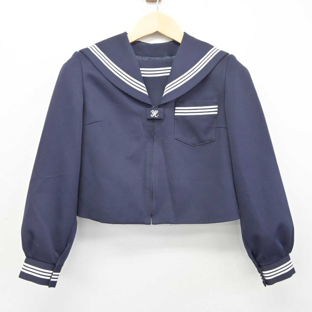 【中古】 学校名不明 女子制服 2点 (セーラー服・スカート) sf045695