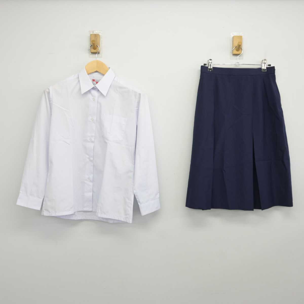 【中古】神奈川県 相陽中学校 女子制服 2点 (シャツ・スカート) sf045698