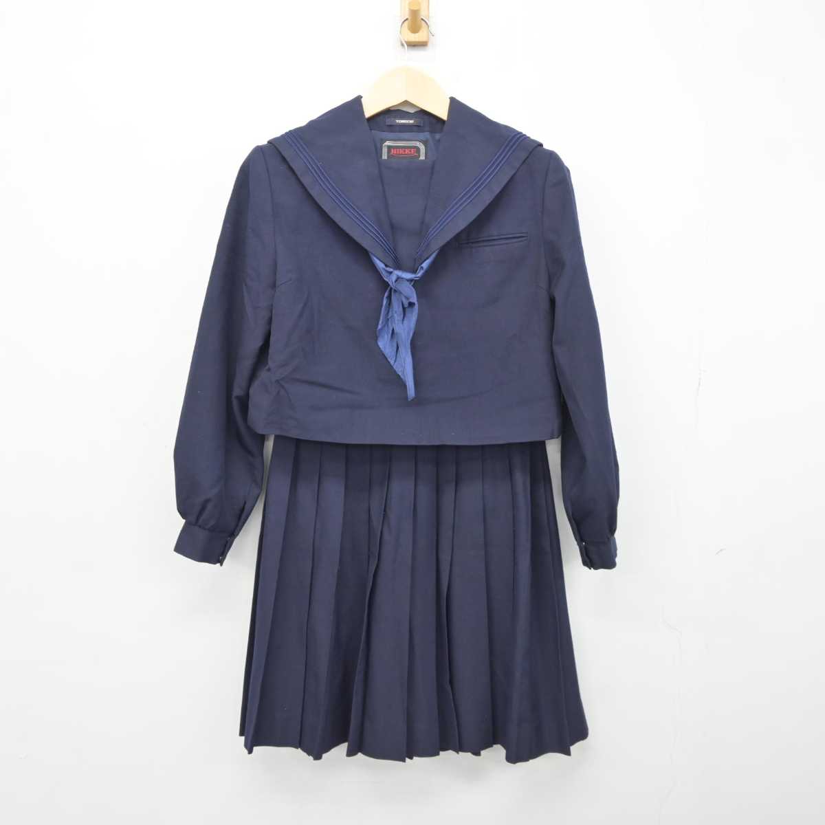 【中古】福岡県 三潴中学校 女子制服 2点 (セーラー服・スカート) sf045794