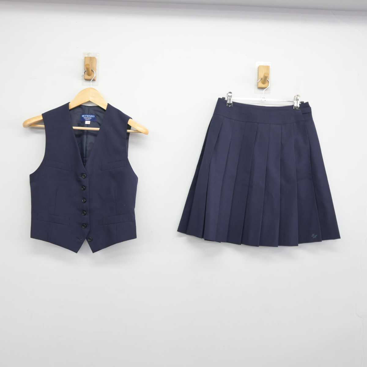 【中古】千葉県 市川東高等学校 女子制服 2点 (ベスト・スカート) sf045860