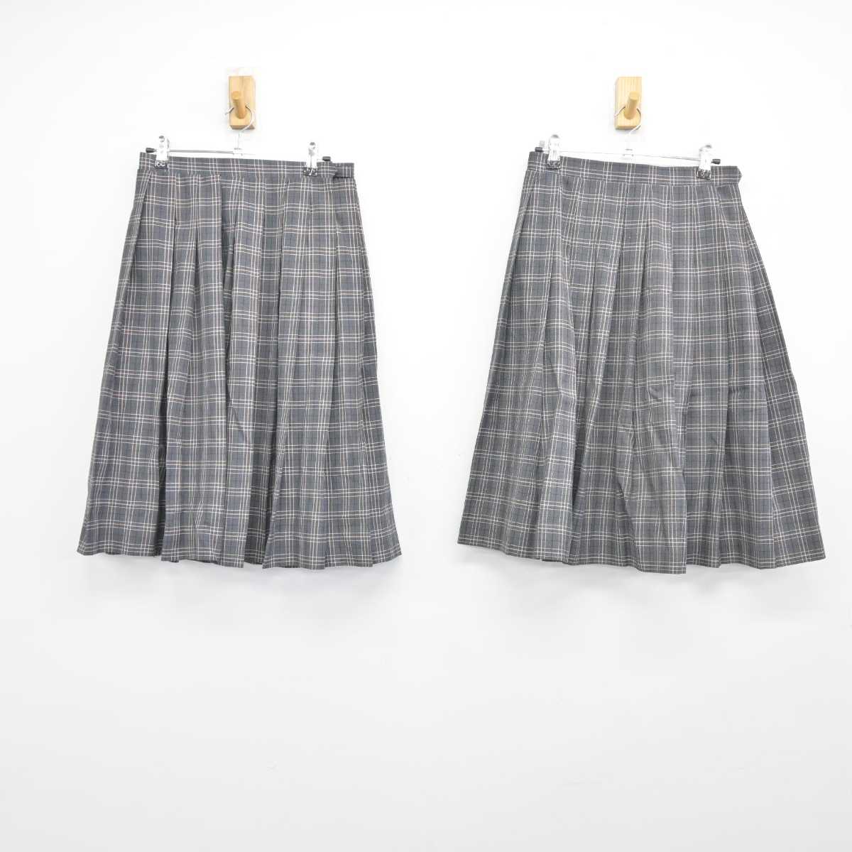 【中古】東京都 桜堤中学校 女子制服 4点 (ブレザー・スカート) sf045963