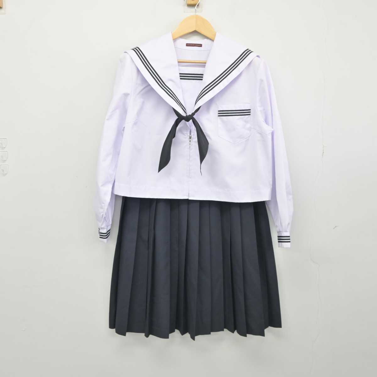 【中古】岐阜県 池田中学校 女子制服 3点 (セーラー服・スカート) sf045984