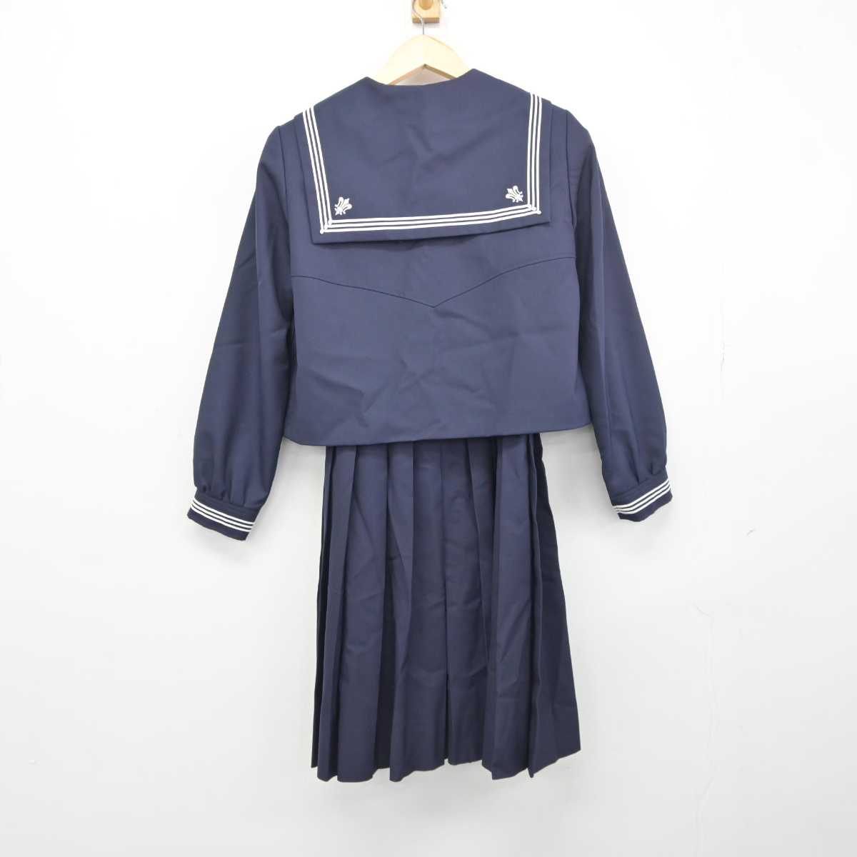 【中古】北海道 函館白百合学園中学高等学校 女子制服 3点 (セーラー服・ジャンパースカート) sf045994