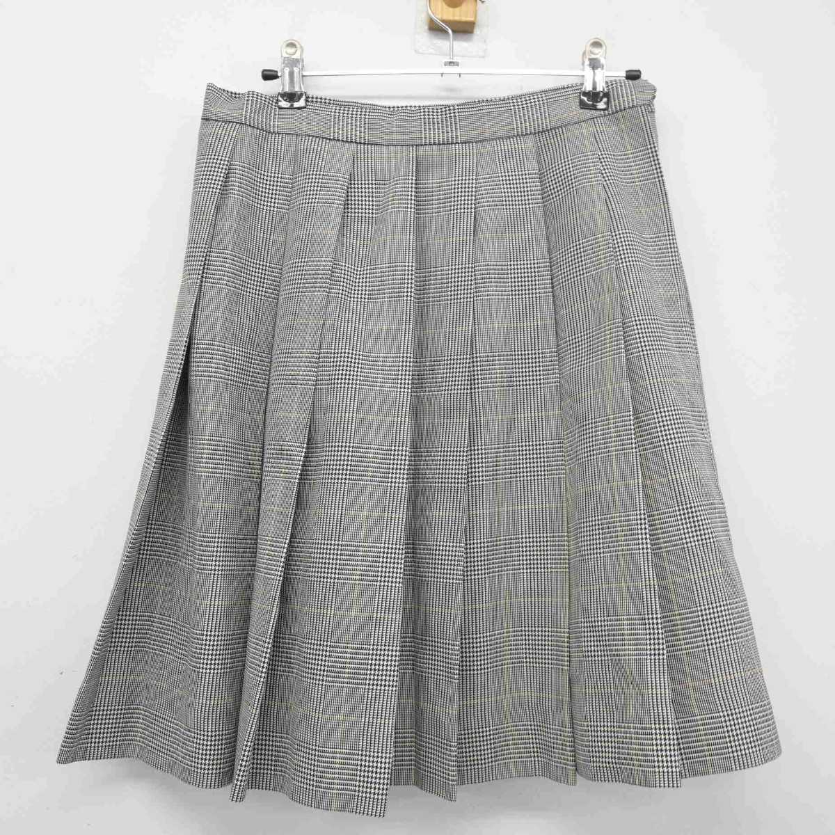 【中古】宮崎県 日章学園中学校・高等学校 女子制服 5点 (ブレザー・シャツ・スカート) sf046041