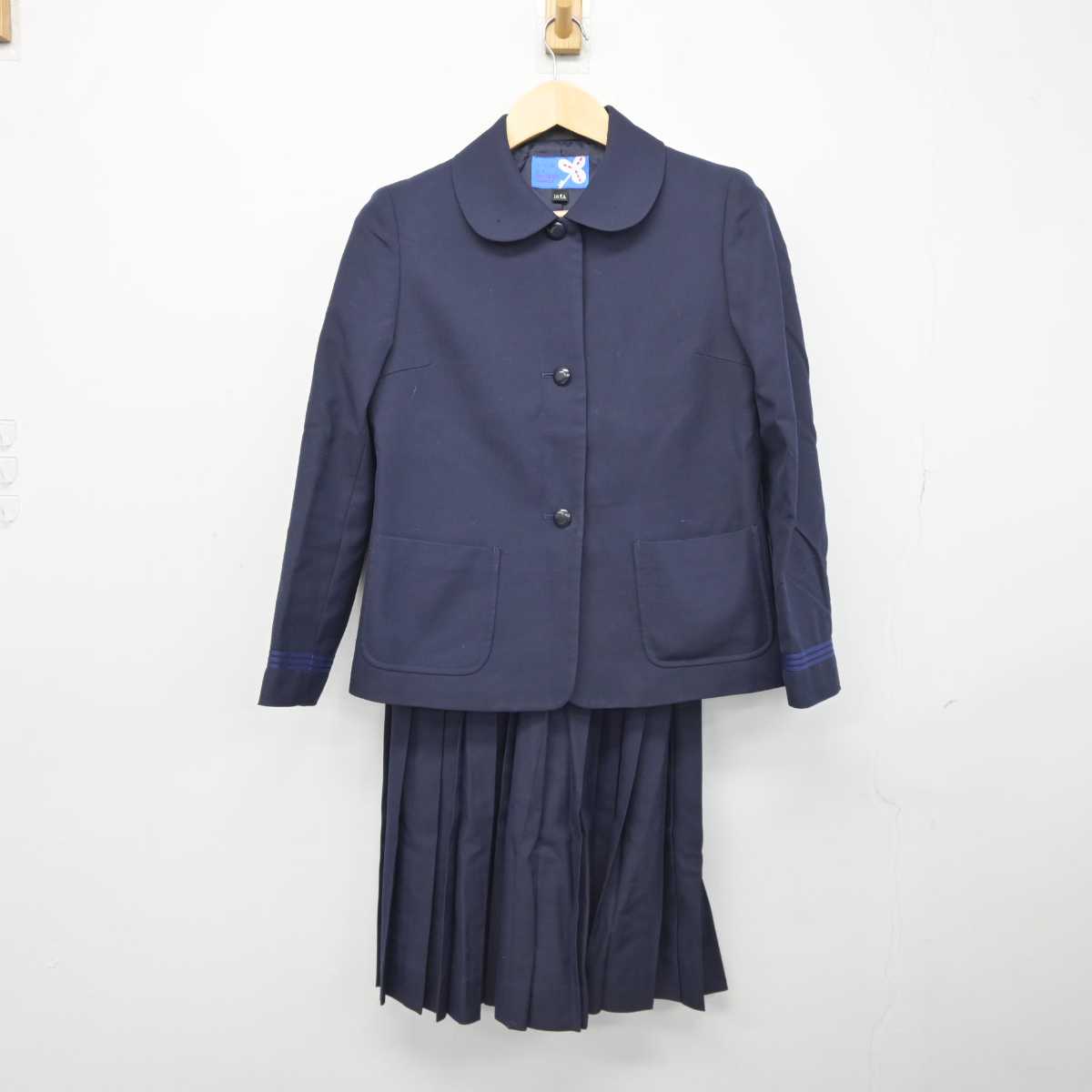 【中古】香川県 三木町立三木中学校 女子制服 3点 (ブレザー・ベスト・スカート) sf046062