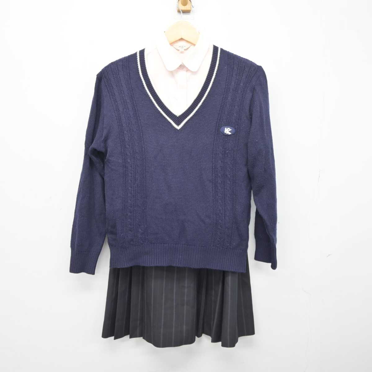 【中古】埼玉県 久喜高等学校 女子制服 4点 (ブレザー・ニット・シャツ・スカート) sf046101