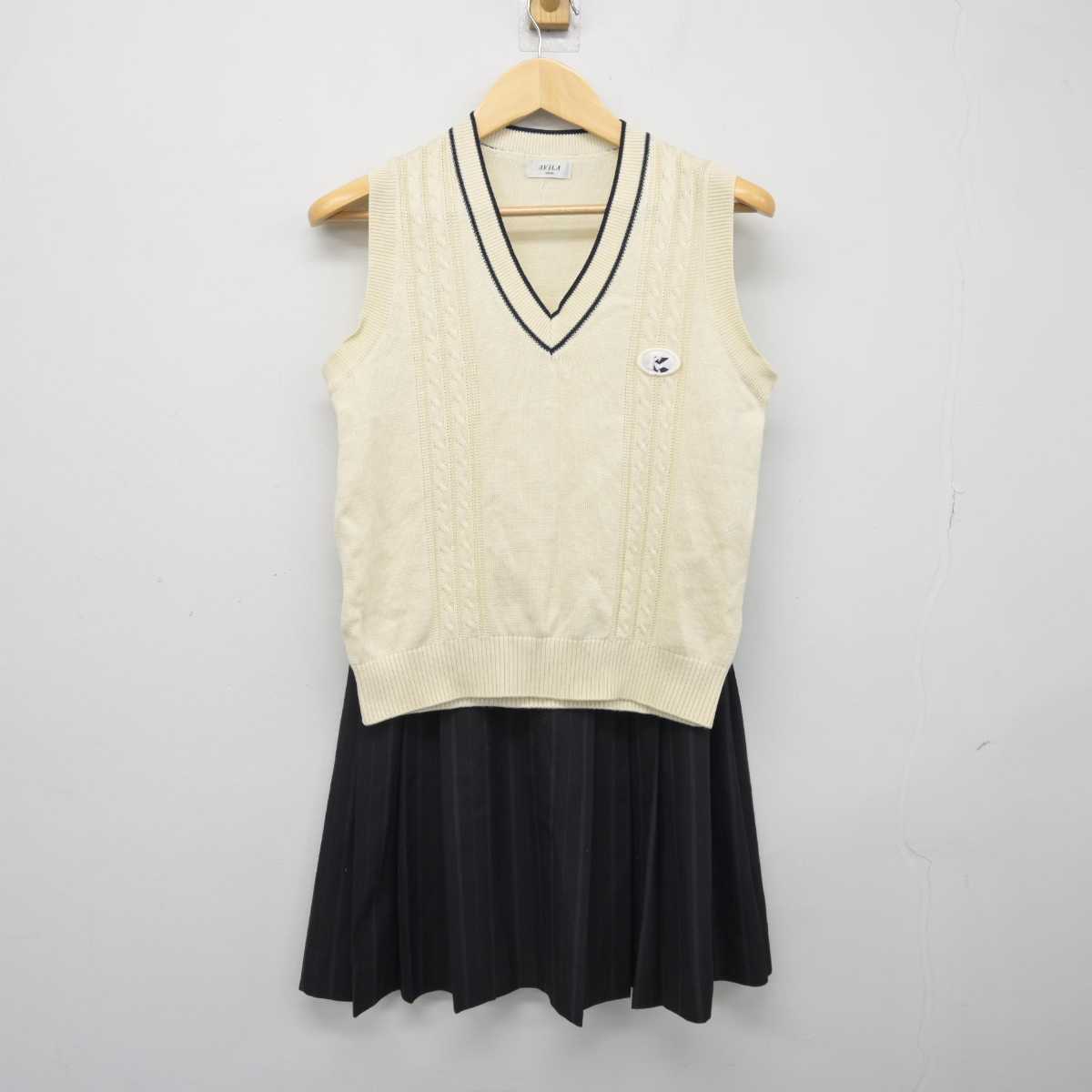 【中古】埼玉県 久喜高等学校 女子制服 2点 (ニットベスト・スカート) sf046102