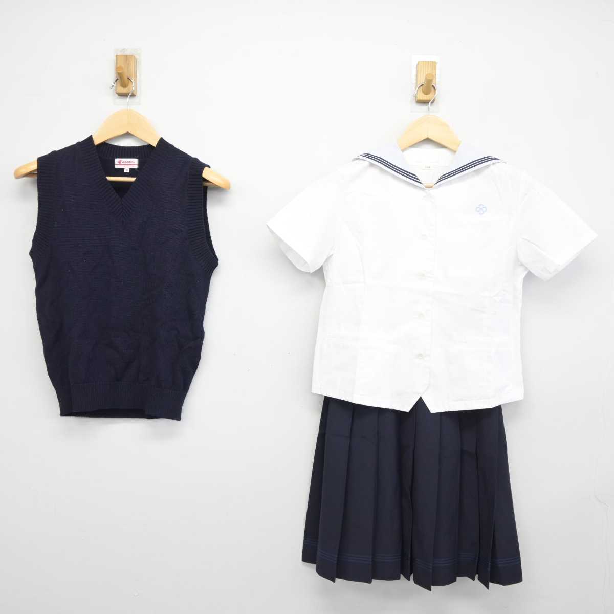 【中古】長崎県 活水高等学校 女子制服 3点 (セーラー服・ニットベスト・スカート) sf046172