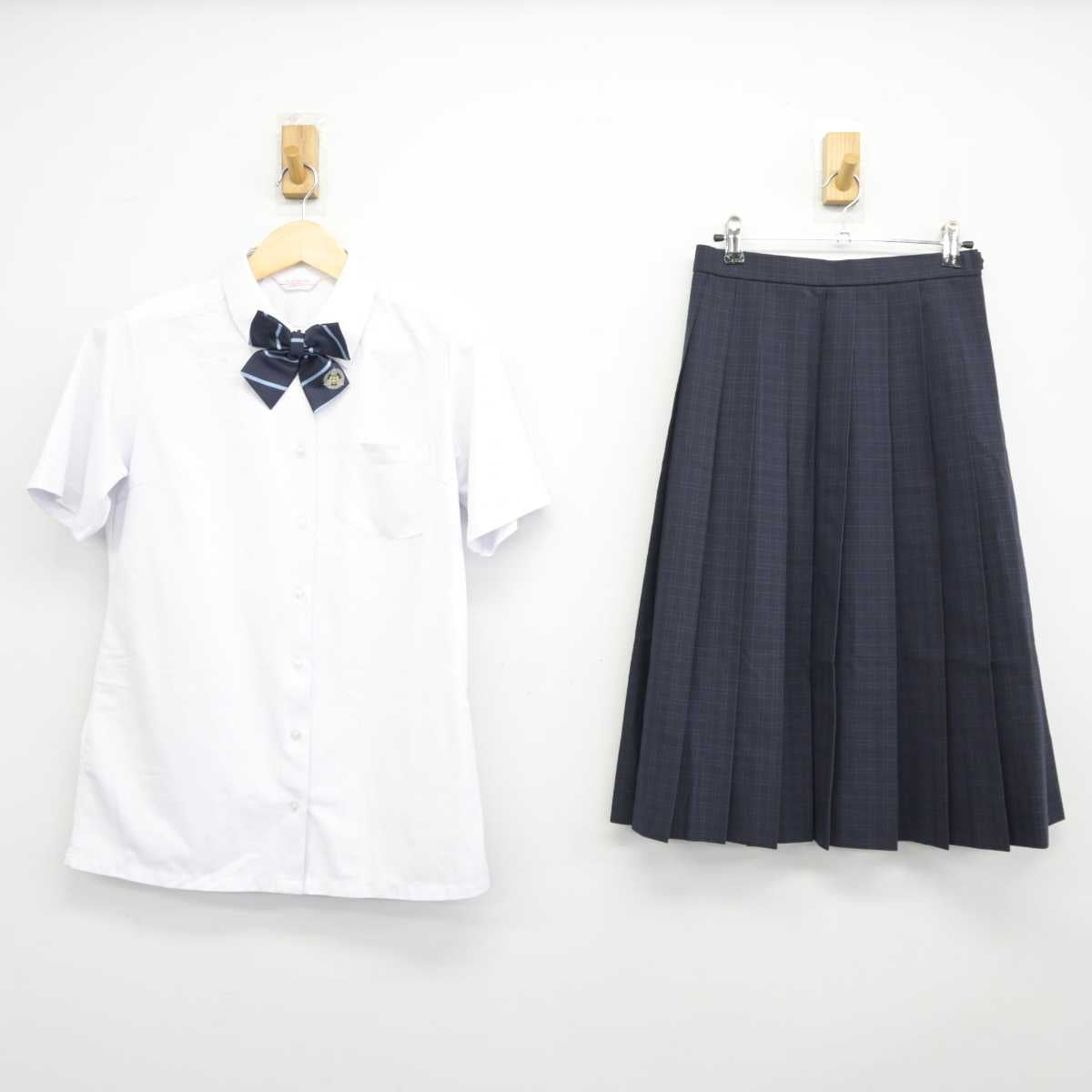 【中古】福岡県 老司中学校 女子制服 3点 (シャツ・スカート) sf046177