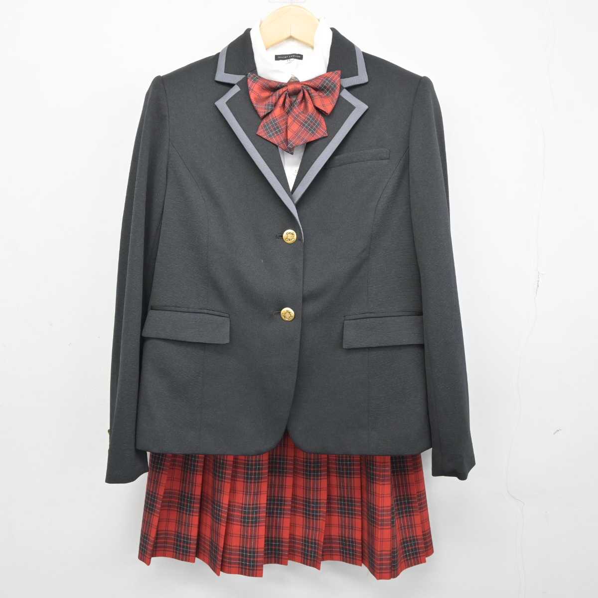 【中古】福岡県 福岡芸術高等学校 女子制服 4点 (ブレザー・シャツ・スカート) sf046191