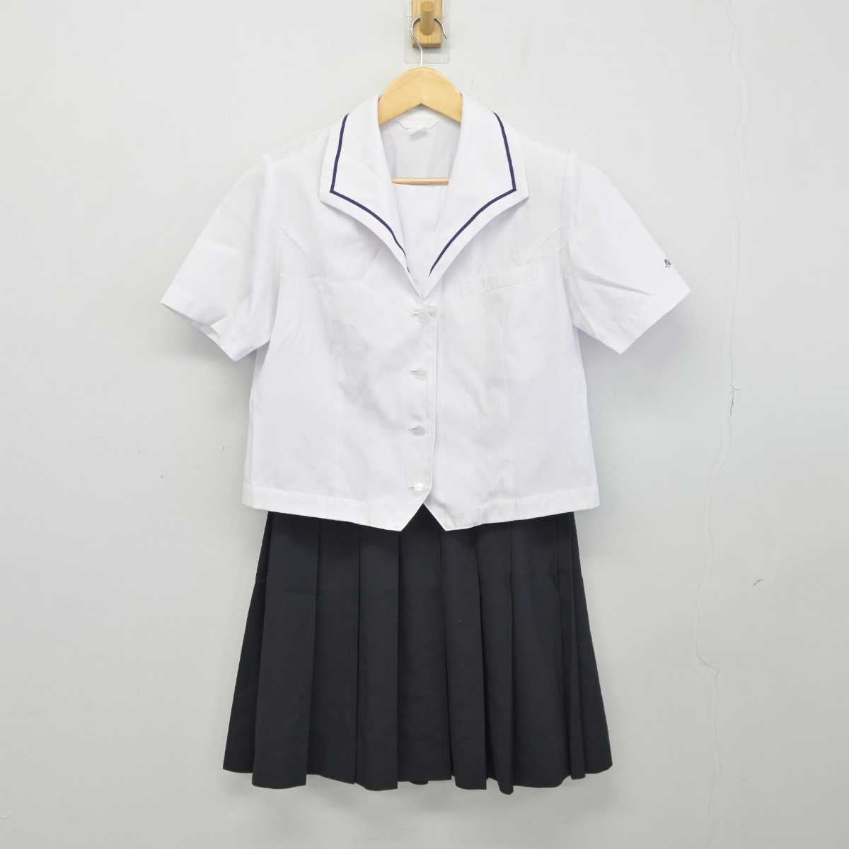 【中古】静岡県 三島南高等学校 女子制服 2点 (セーラー服・スカート) sf046287