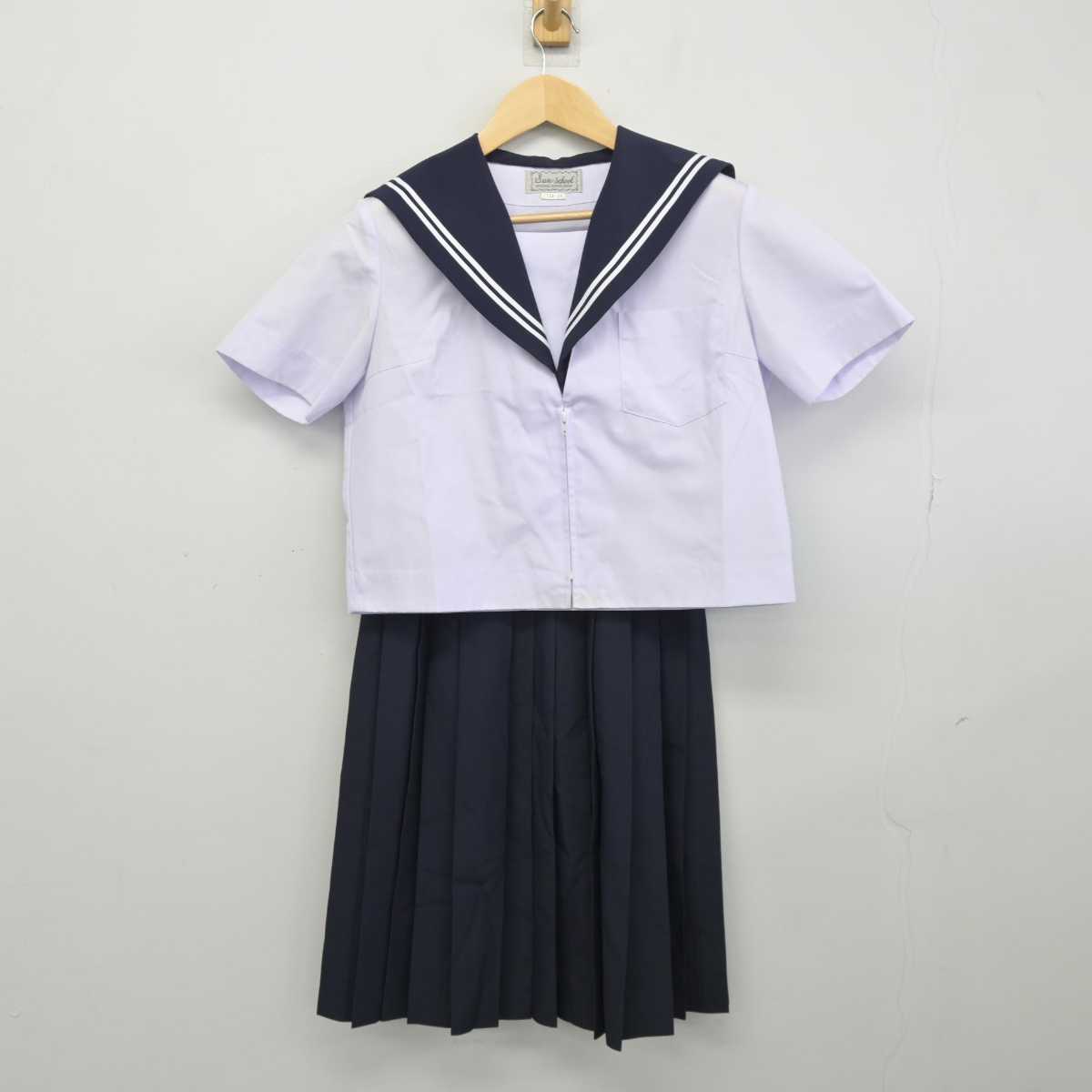 【中古】愛知県 富田中学校 女子制服 3点 (セーラー服・スカート) sf046290