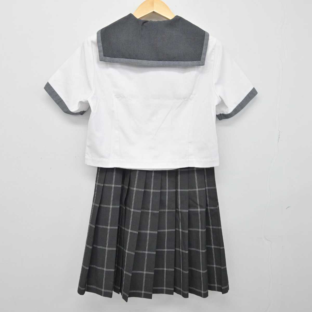 【中古】岡山県 山陽学園高等学校 女子制服 2点 (セーラー服・スカート) sf046394