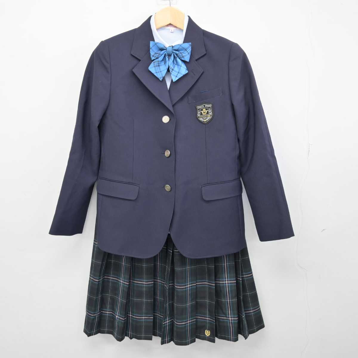 【中古】兵庫県 豊富中学校 女子制服 4点 (ブレザー・シャツ・スカート) sf046591