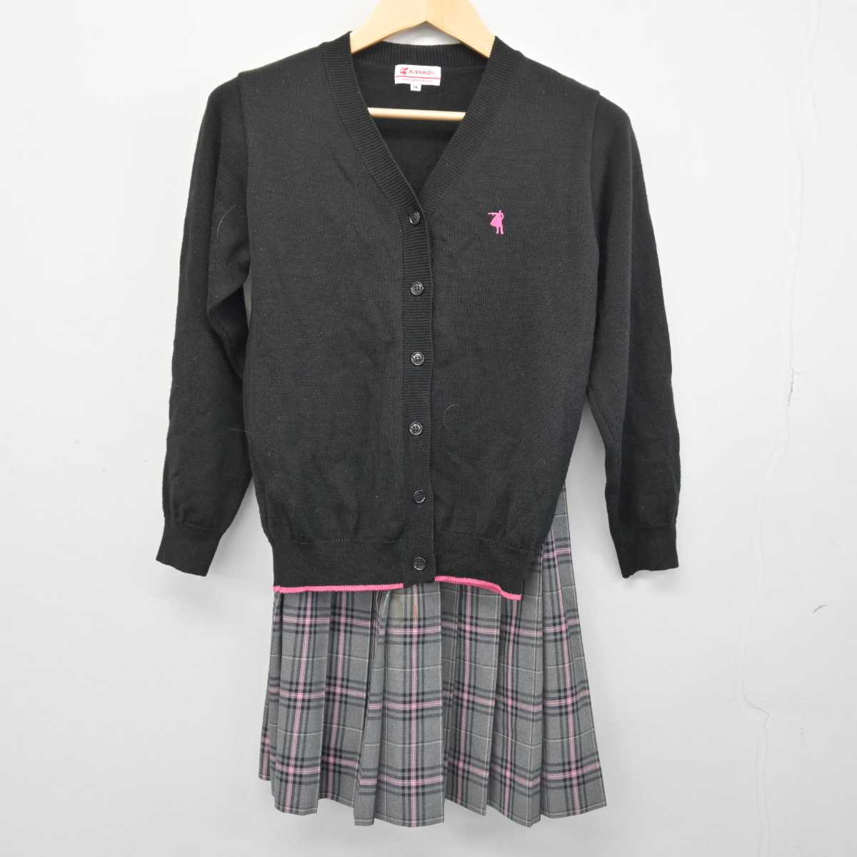 【中古】 クラーク記念国際高等学校 女子制服 4点 (ブレザー・ニット・スカート) sf046597