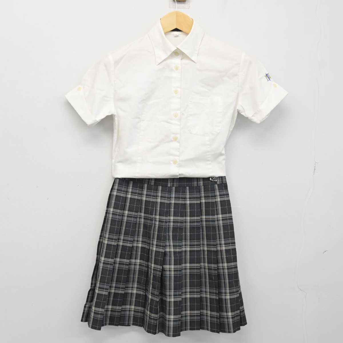 【中古】三重県 青山高等学校 女子制服 3点 (ニットベスト・シャツ・スカート) sf046637