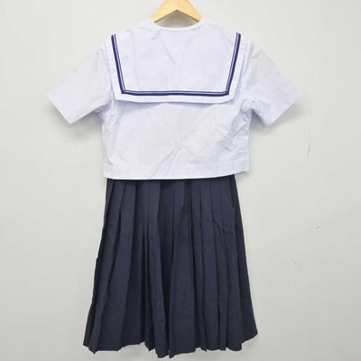 【中古】和歌山県 楠見中学校 女子制服 2点 (セーラー服・スカート) sf046677