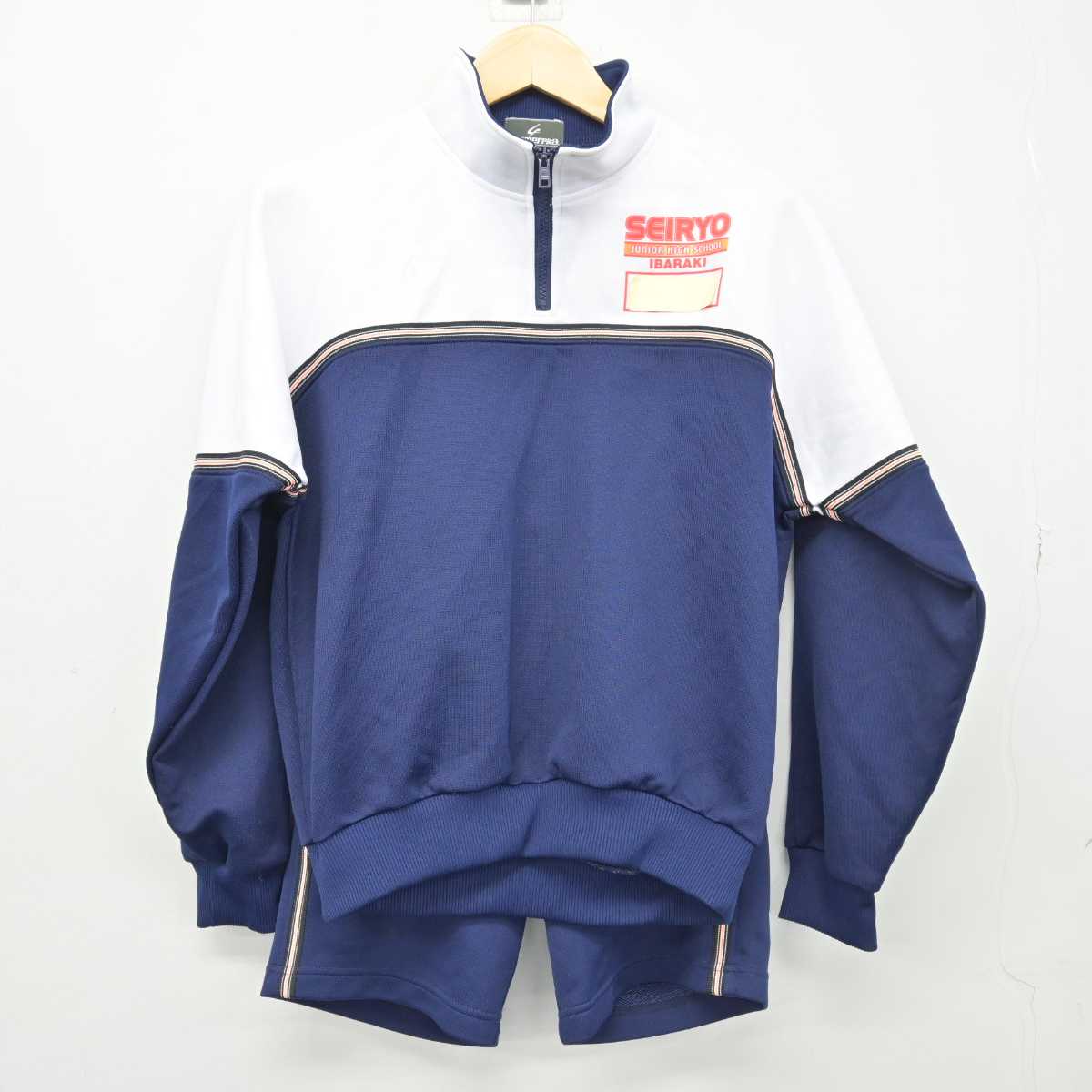 【中古】大阪府 西陵中学校 女子制服 2点 (ジャージ 上・体操服 下) sf046687