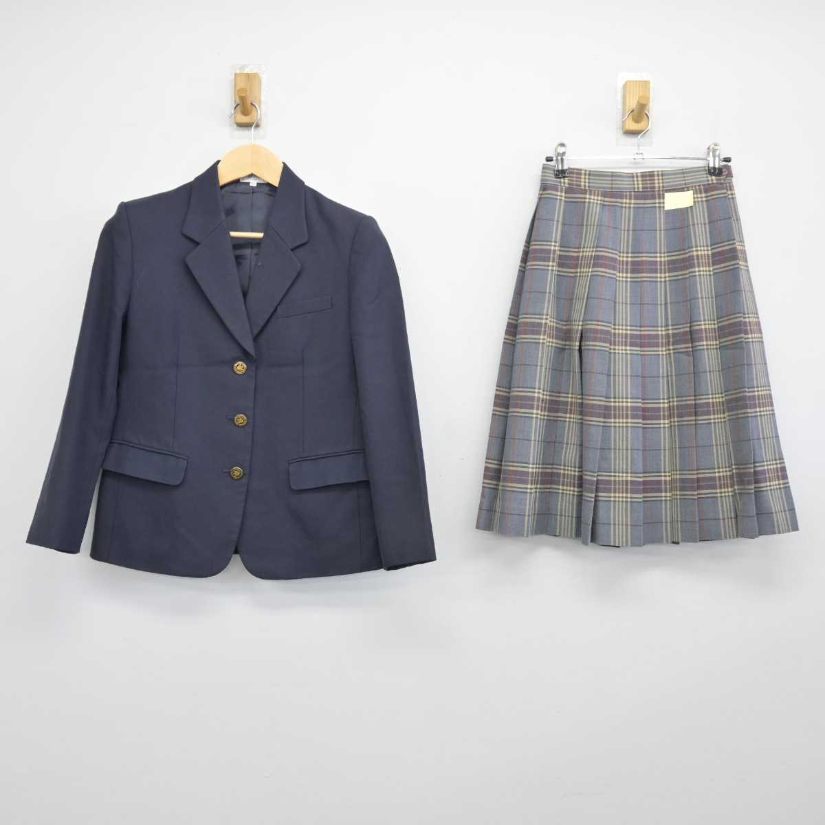 【中古】佐賀県 唐津南高等学校 女子制服 2点 (ブレザー・スカート) sf046817