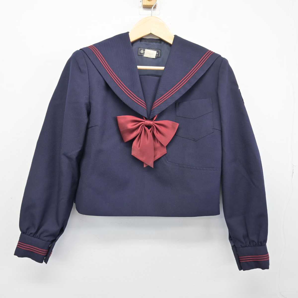 【中古】神奈川県 横浜隼人高等学校 女子制服 2点 (セーラー服) sf046853