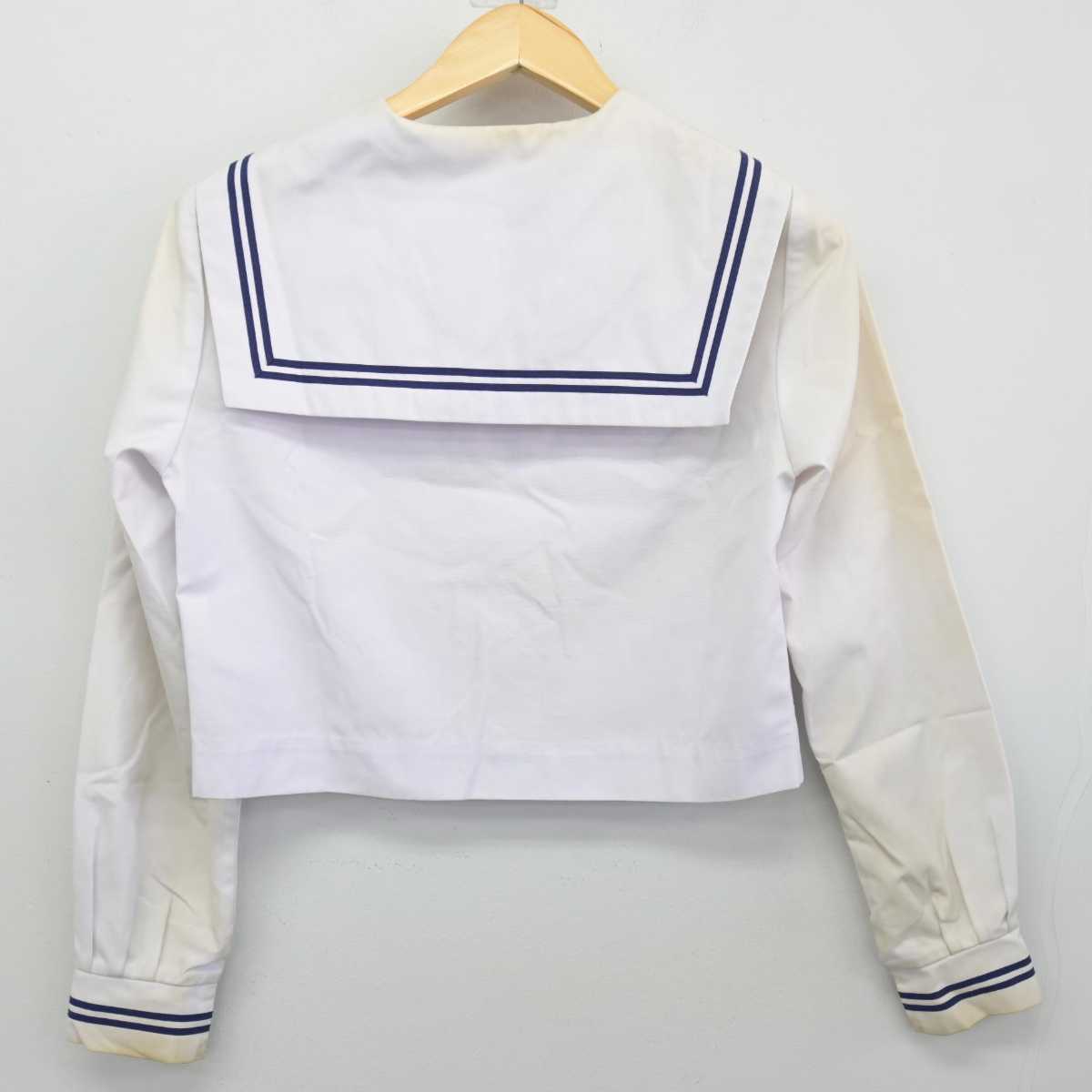 【中古】和歌山県 紀伊中学校 女子制服 2点 (セーラー服・スカート) sf046916