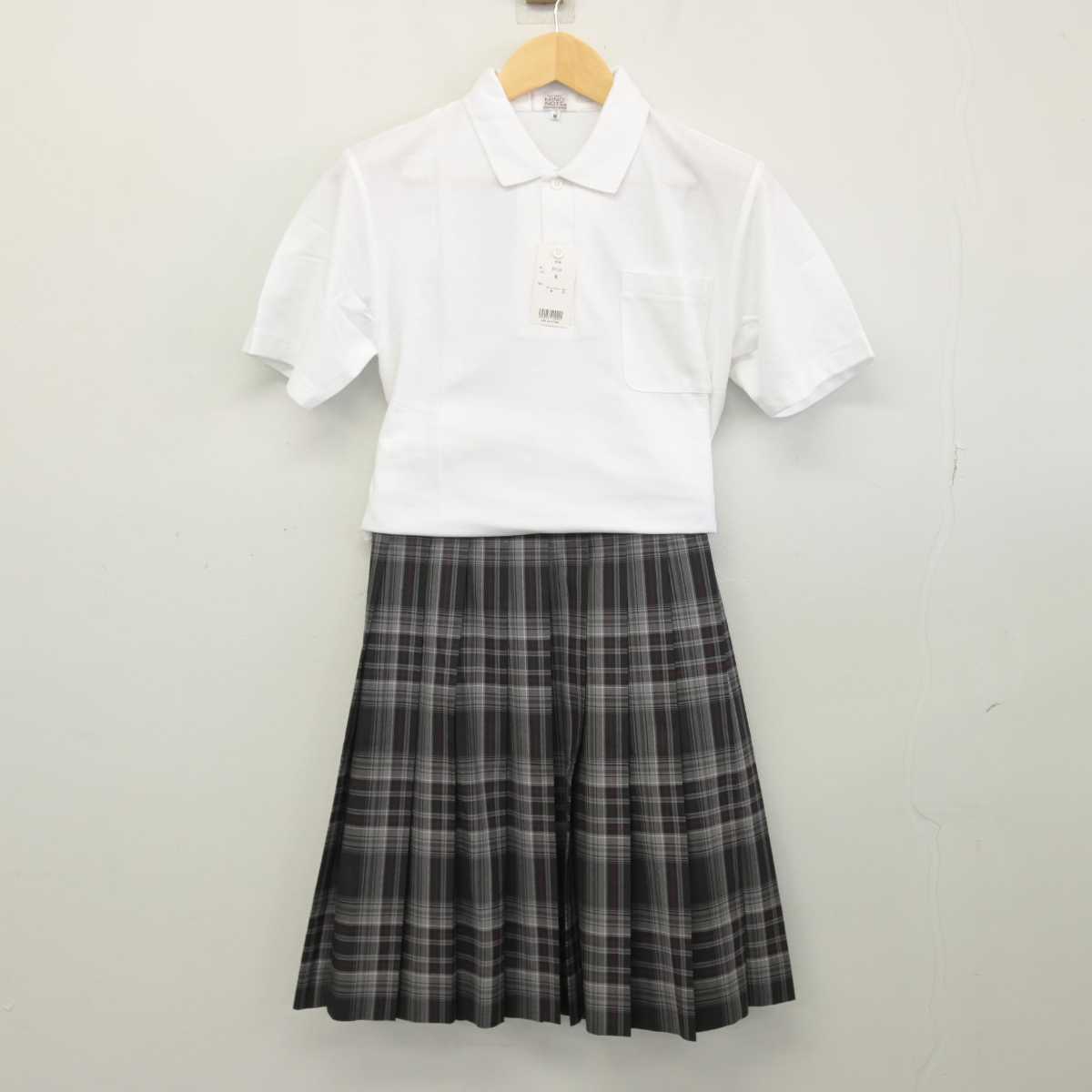 【中古】東京都 足立西高等学校 女子制服 2点 (シャツ・スカート) sf046939