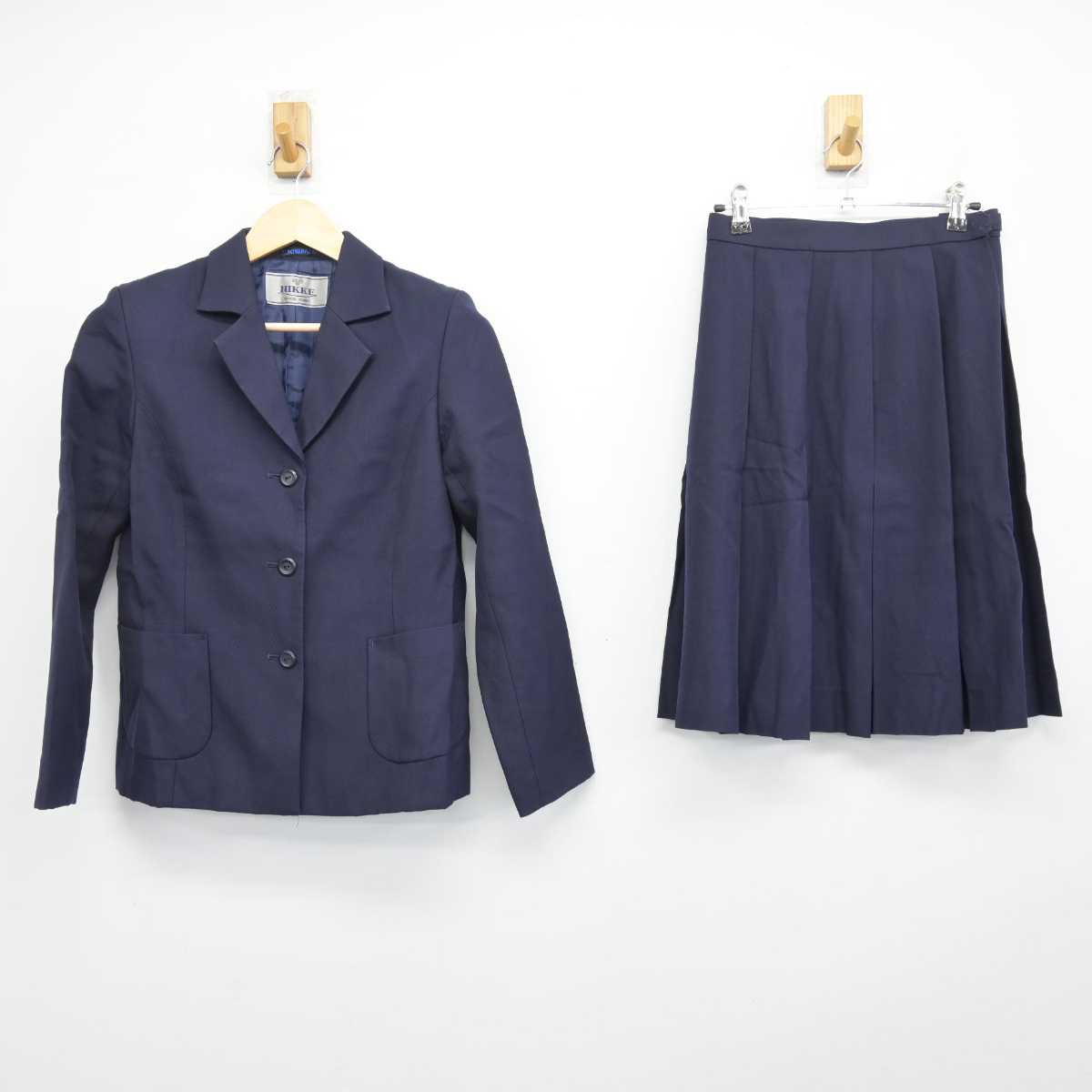 【中古】静岡県 浜松北高等学校 女子制服 2点 (ブレザー・スカート) sf046972