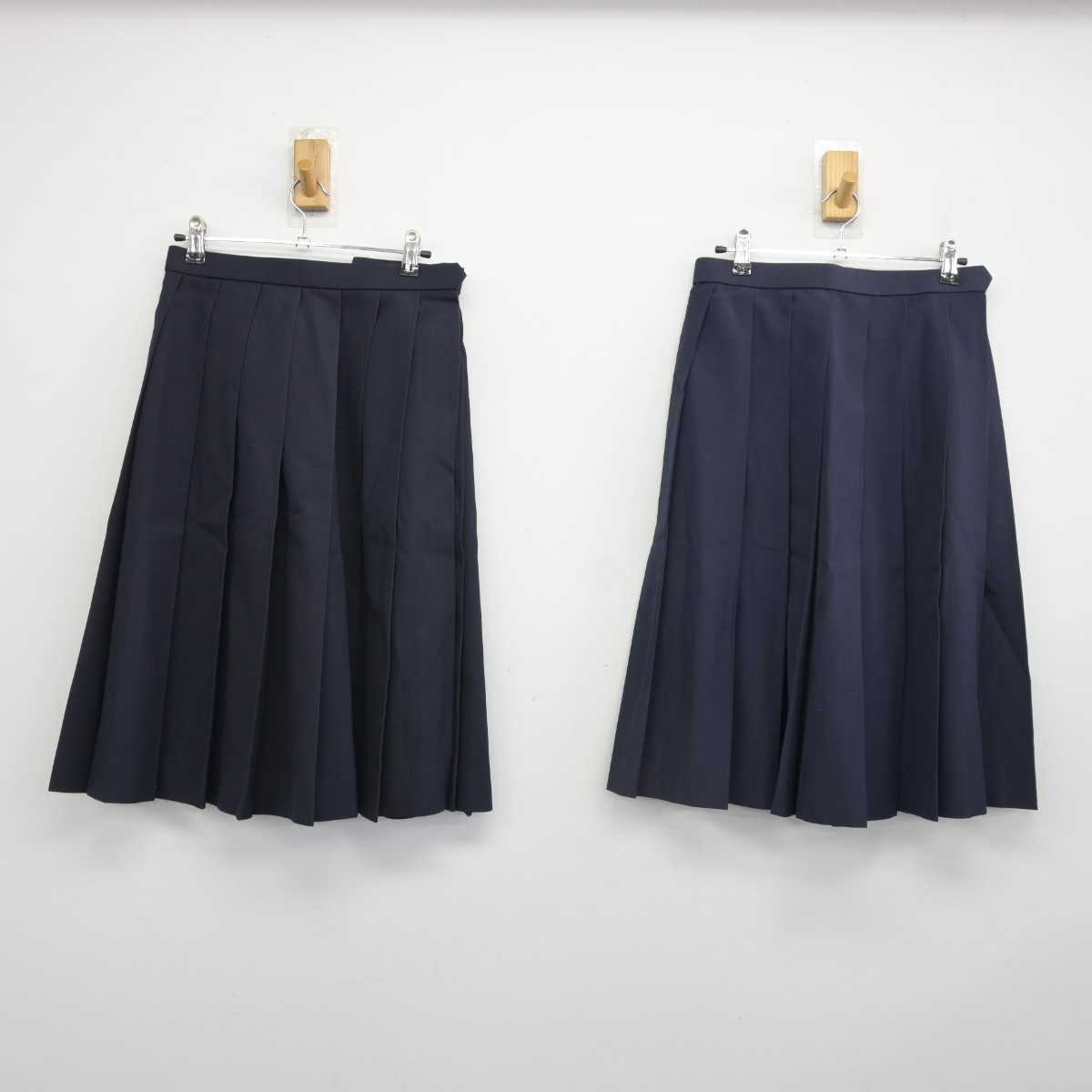 【中古】埼玉県 上尾中学校 女子制服 4点 (ブレザー・スカート・スカート) sf047022