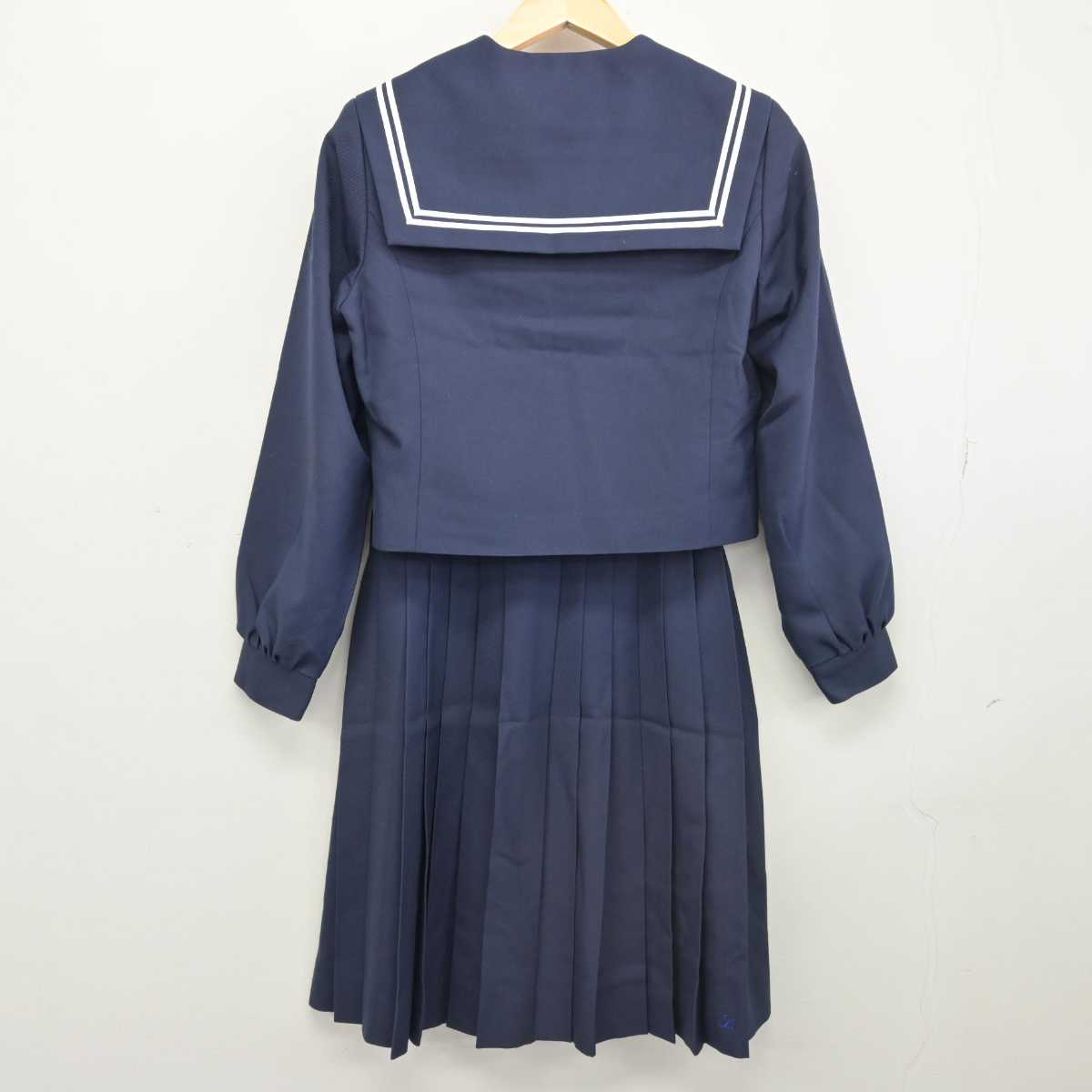 【中古】愛知県 尾北高等学校 女子制服 3点 (ニット・セーラー服・スカート) sf047035