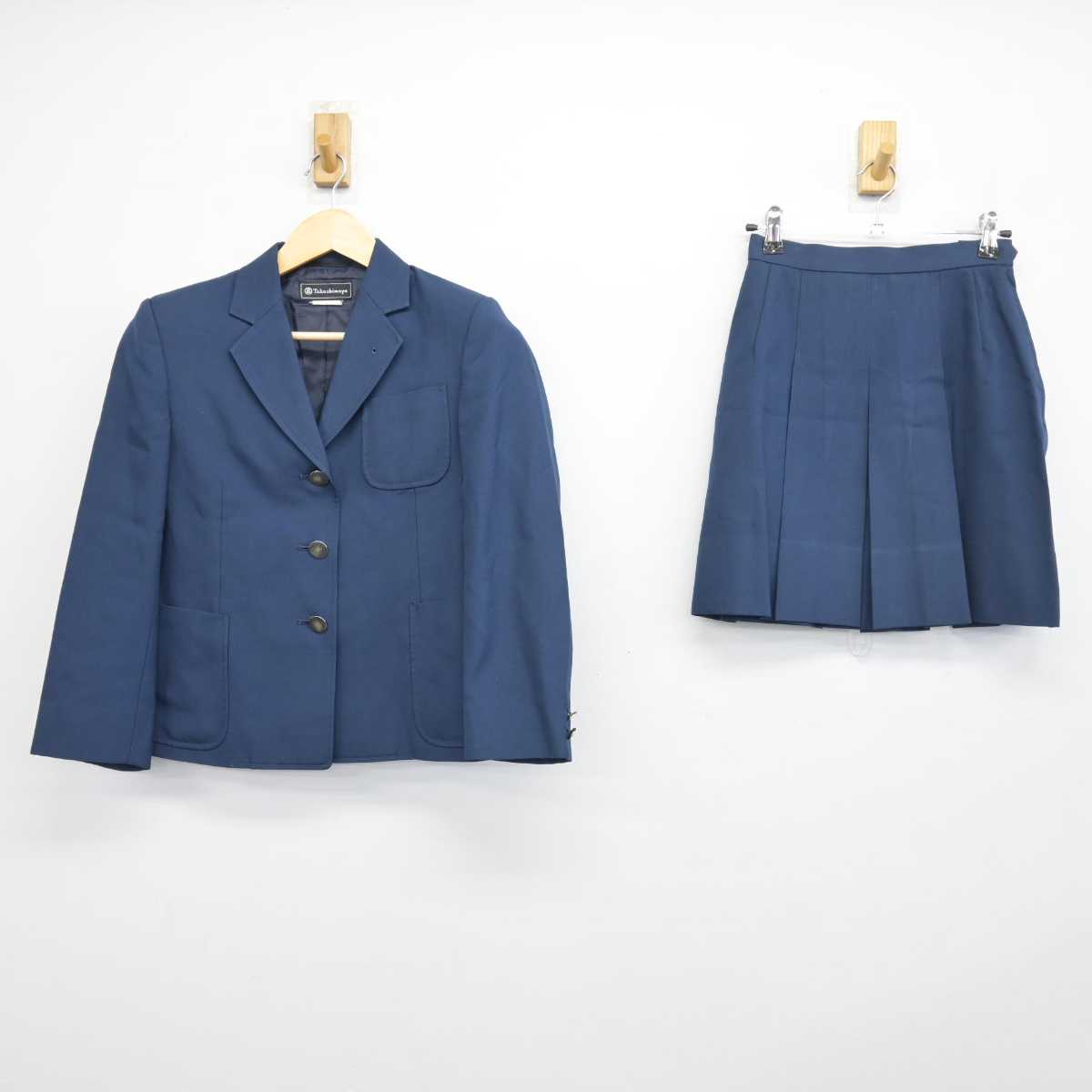 【中古】神奈川県 橘中学校 女子制服 2点 (ブレザー・スカート) sf047070