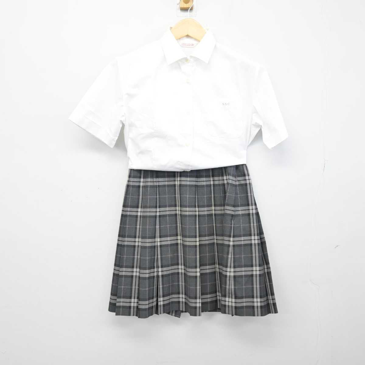 【中古】東京都 淑徳SC中等部高等部 女子制服 2点 (シャツ・スカート) sf047146