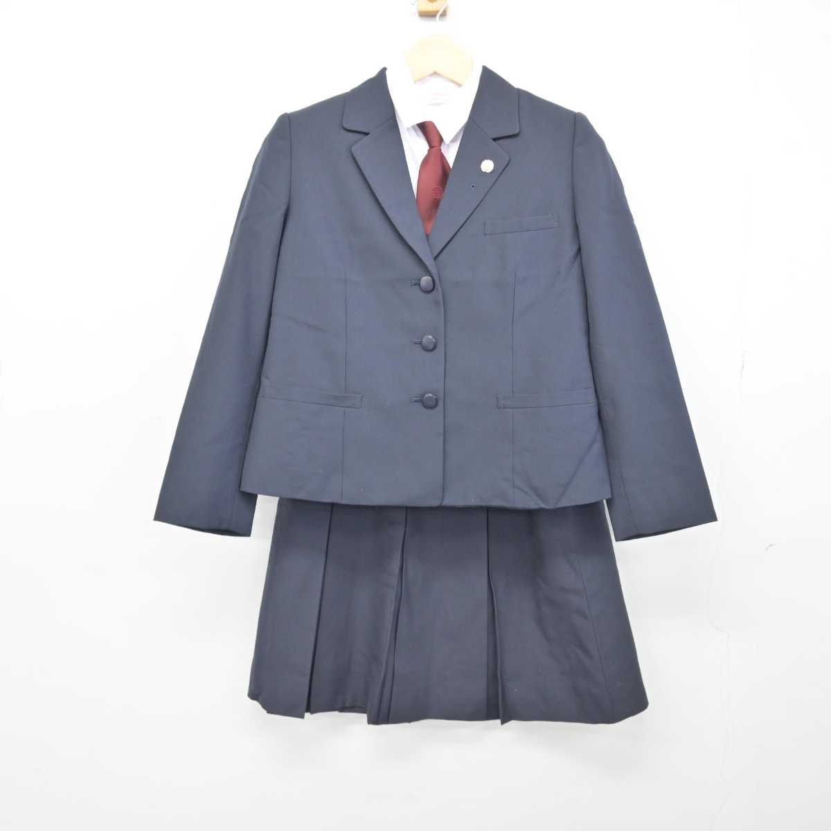 【中古】熊本県 熊本北高等学校 女子制服 5点 (ブレザー・ベスト・シャツ・スカート) sf047183