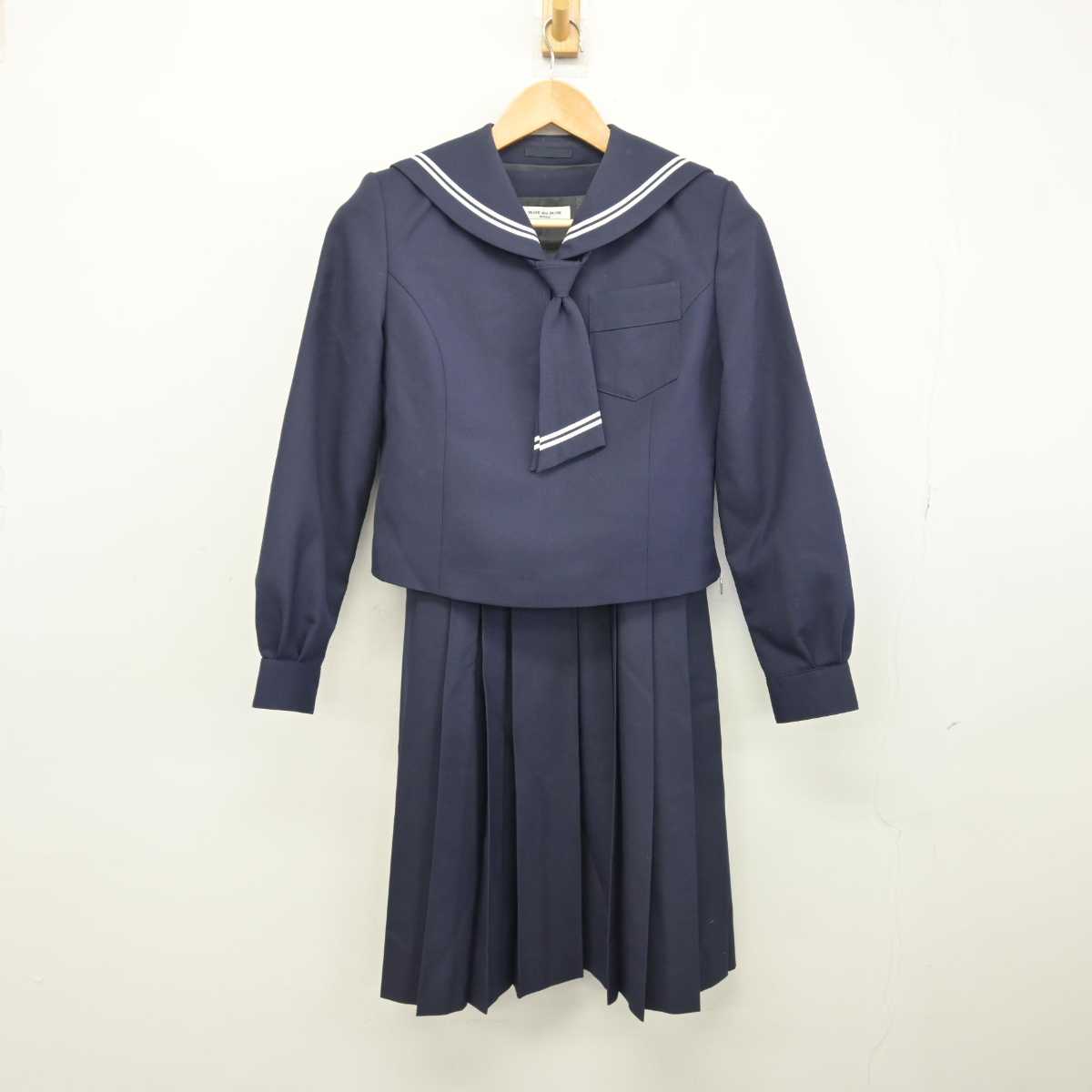 【中古】北海道 向陵中学校 女子制服 3点 (セーラー服・ジャンパースカート) sf047194