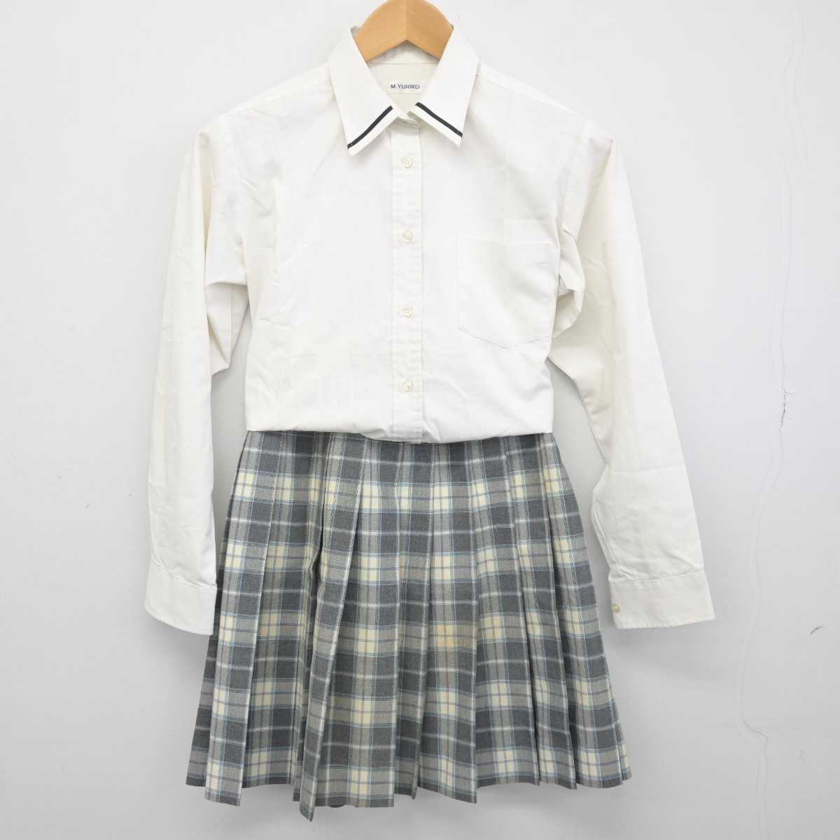 【中古】千葉県 東京学館浦安高等学校 女子制服 3点 (シャツ・スカート) sf047280