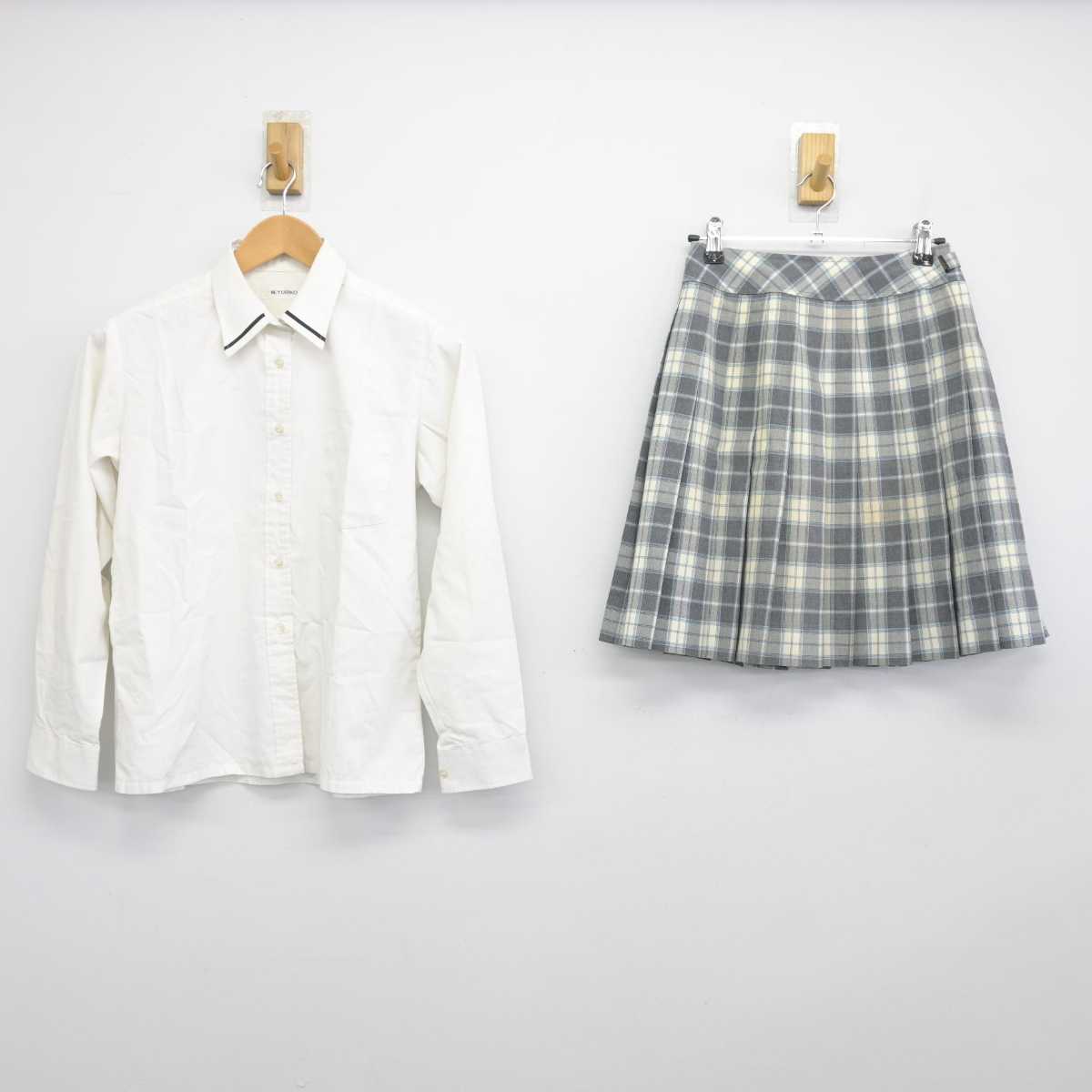 【中古】千葉県 東京学館浦安高等学校 女子制服 3点 (シャツ・スカート) sf047280